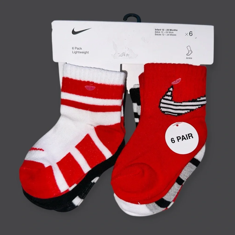 New Baby Nike Sock Set